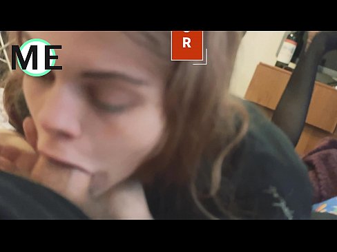 ❤️ Kar në fyt, pantyhose të grisura dhe taka të grisura bukur për t'u takuar ❌ Porno shtëpie tek ne